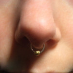 Silver-Septum-Ring-with-1-gold-bead