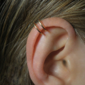 brass-double-ring-fake-ear-piercing